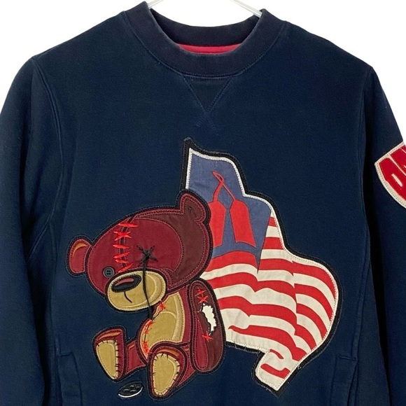 Vintage Red Tag Brand Sweatshirt Mens Medium Unisex Pullover Crewneck Flag Bear - Picture 3 of 14
